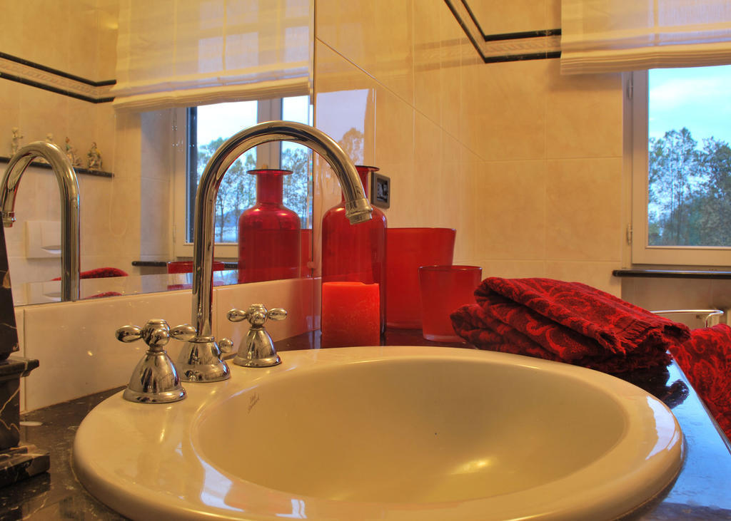 Alla Gazza Ladra Bed and Breakfast Prato Sesia Habitación foto